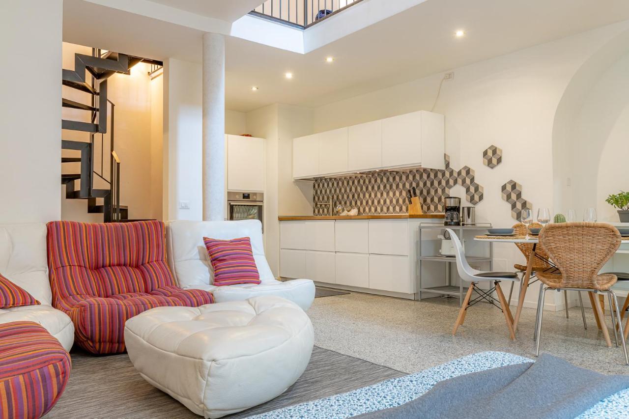 Moderno Loft A Due Passi Dal Lago Apartment *