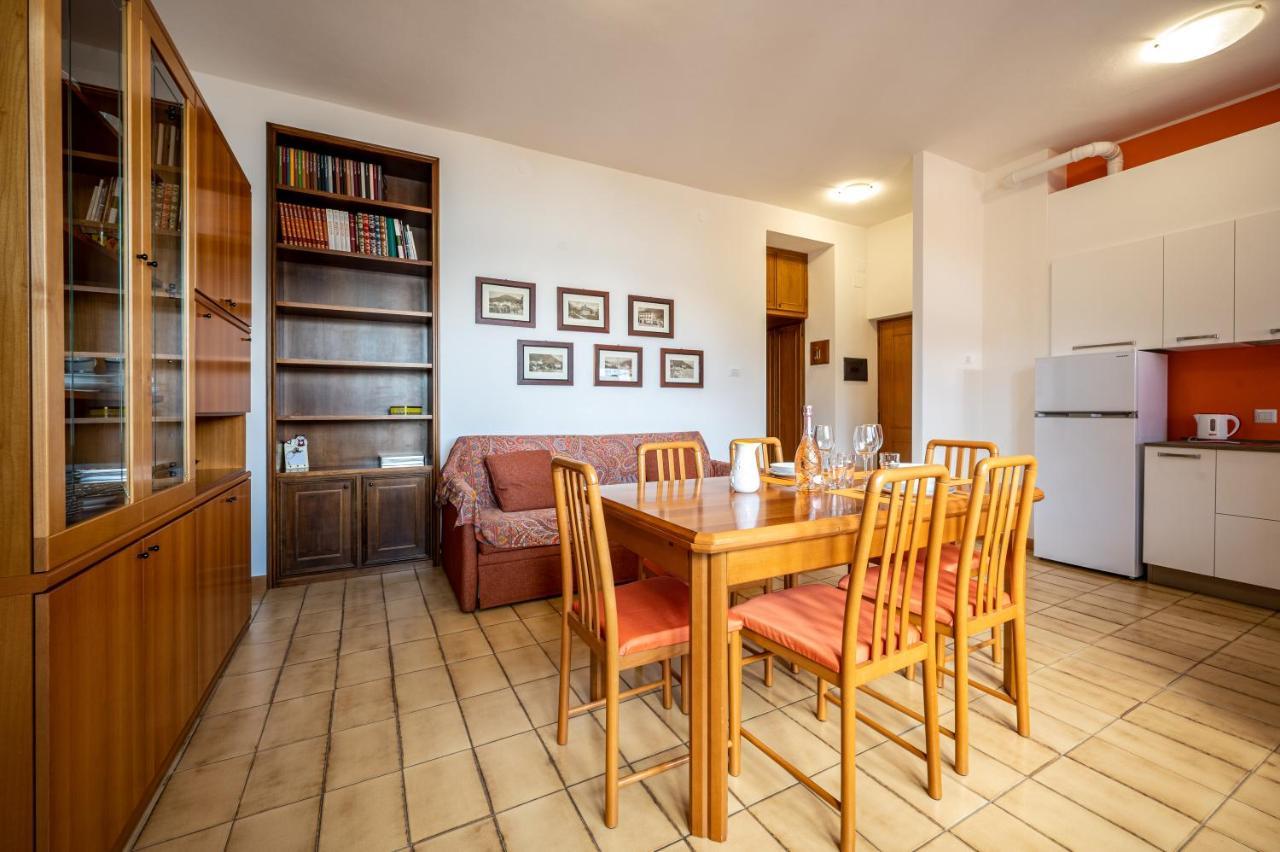Appartamento Lakeside With Balcony And View - Larihome A23 *