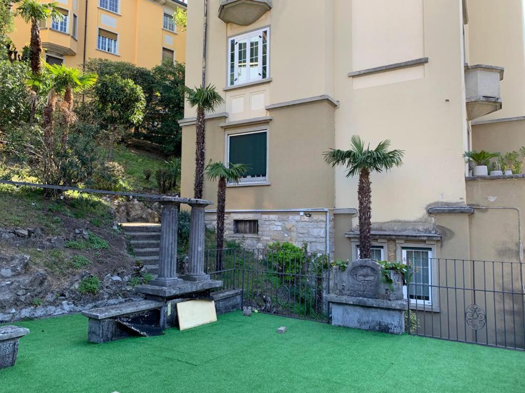 Apartment Crispi 7 *