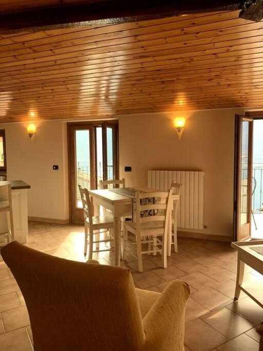 Ondina Romantic View And Free Parking Apartment Como