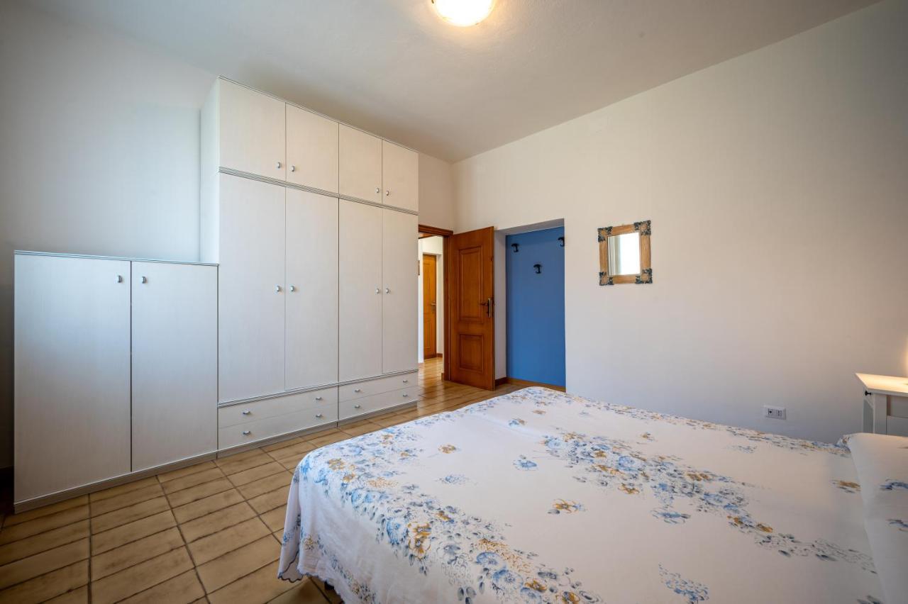 Lakeside With Balcony And View - Larihome A23