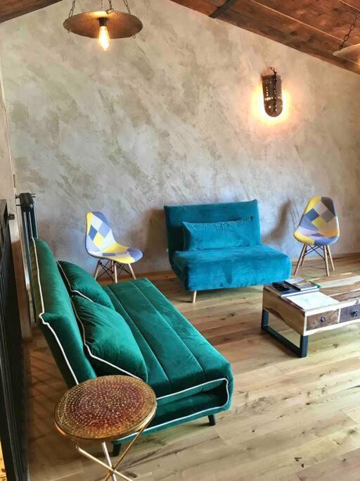 Romantic Stone With Amazing View Of And Oleandra Holiday home Laglio