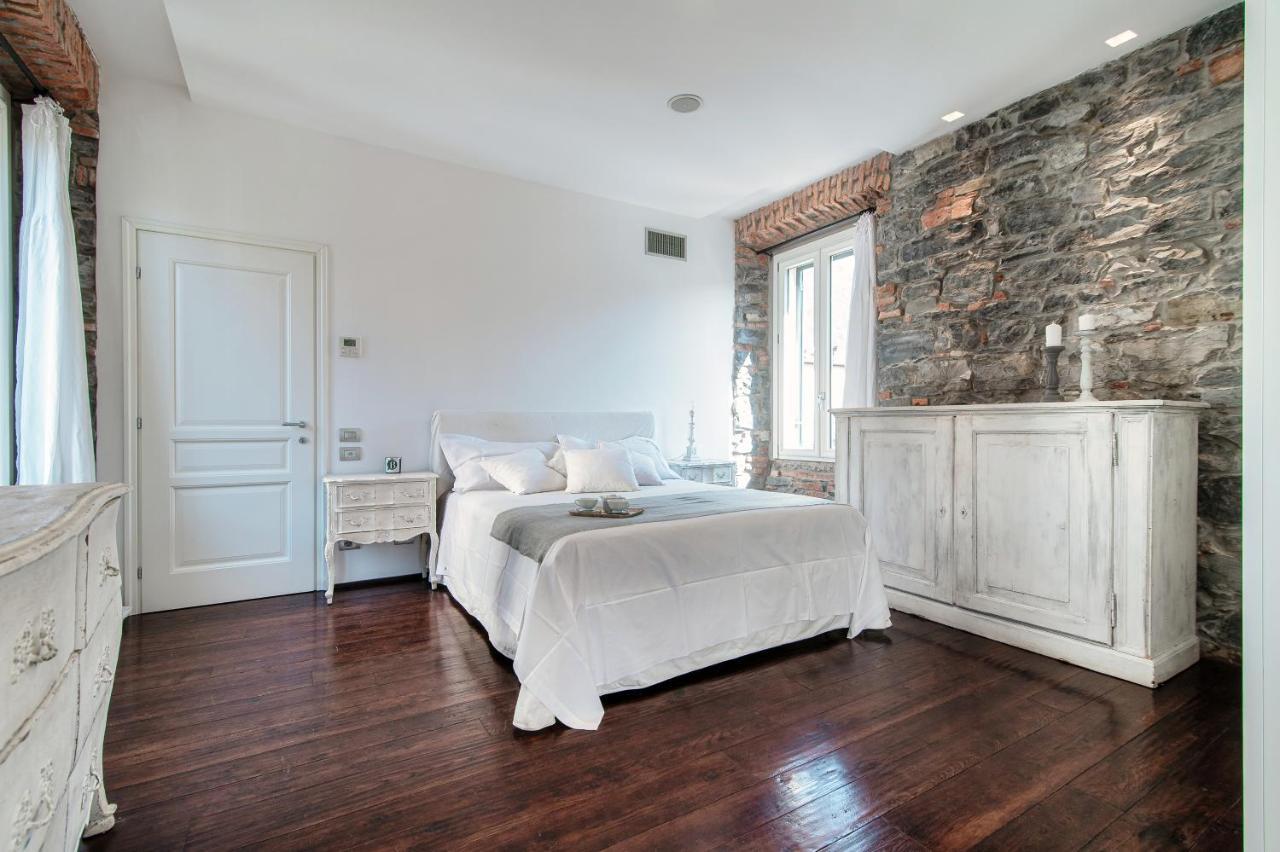 Stunning By Joivy * Como