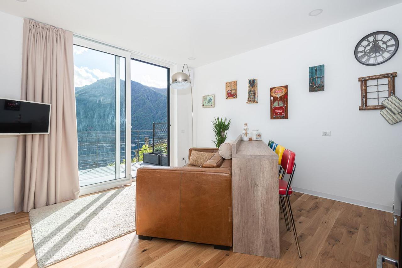 Dany Con Vista By Solutions *