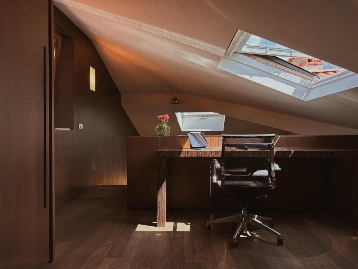 Casa Cavour - Downtown Design Penthouse *