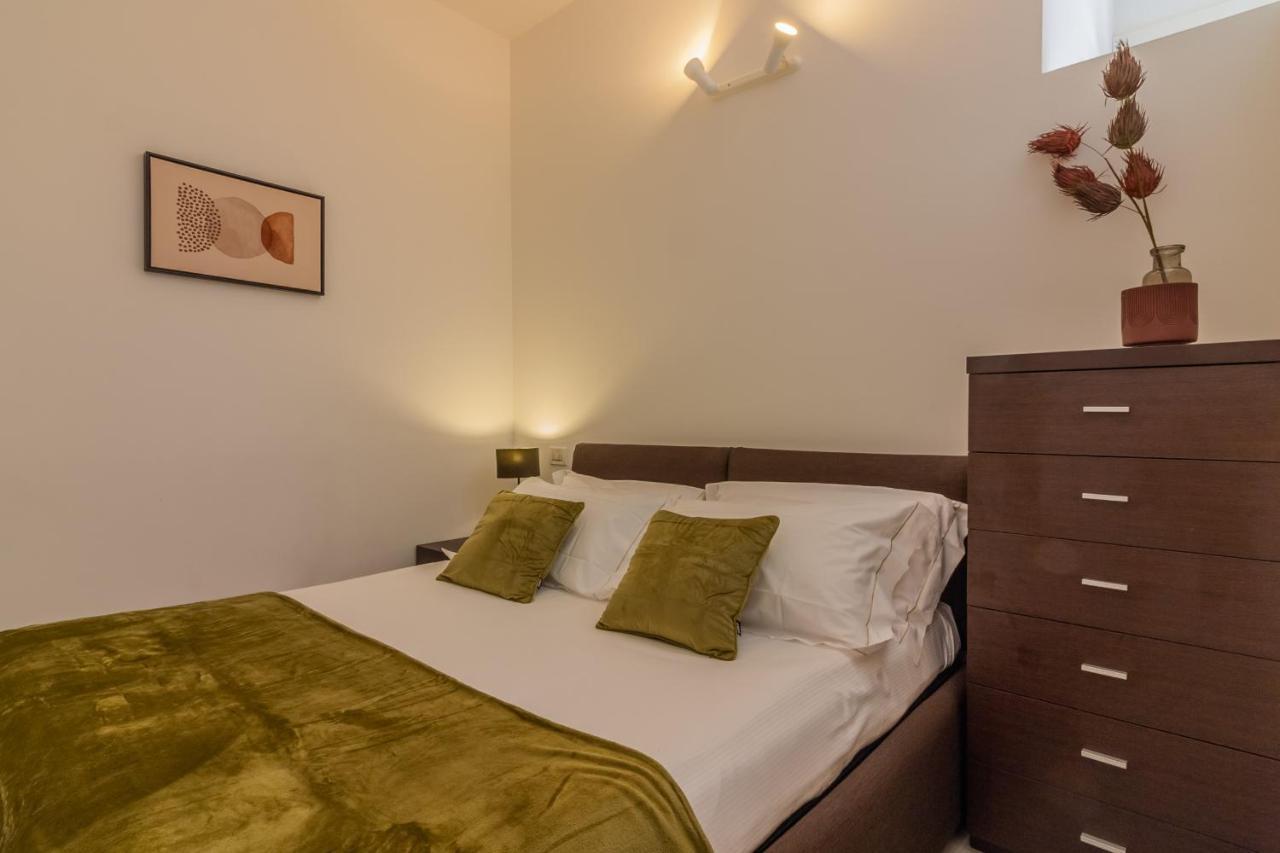 Anzani Modern Studio By Wonderful Italy Apartment *