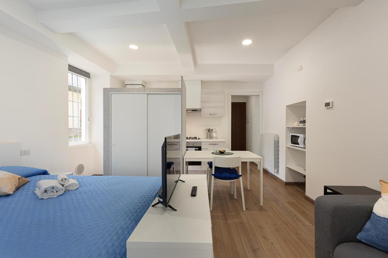Rosita's Apartment Como