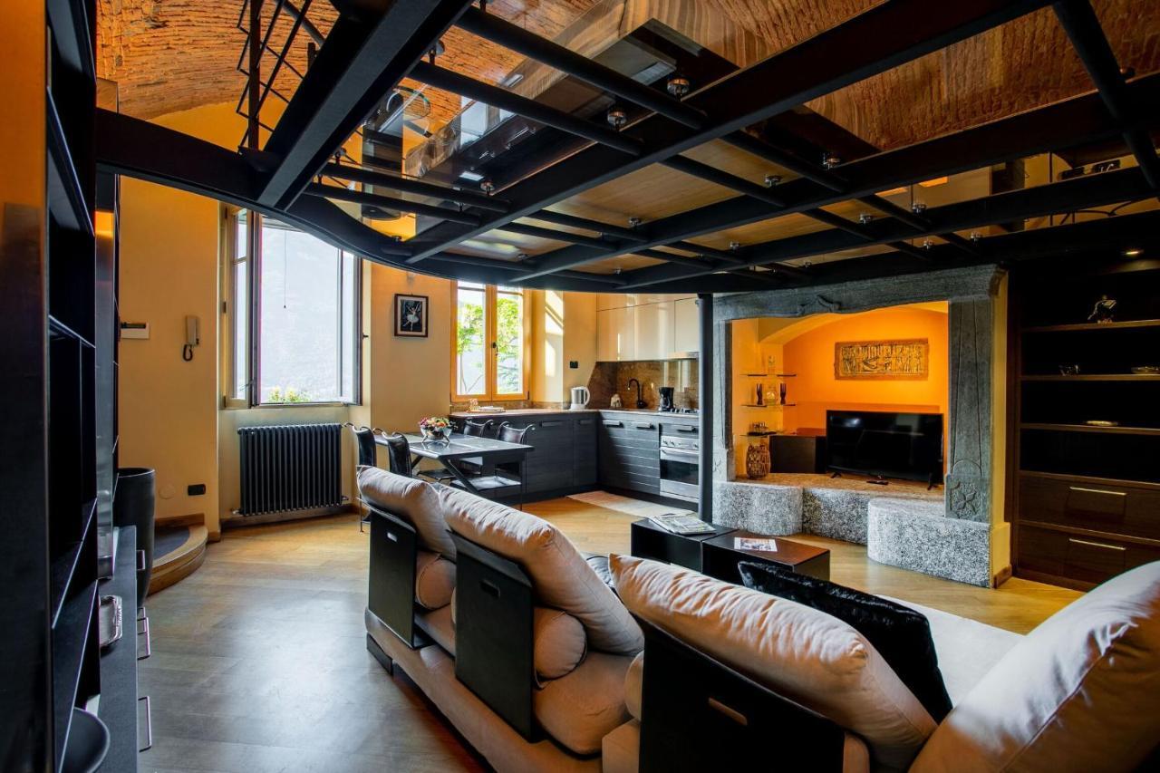 Secret Retreat With View By Halldis *