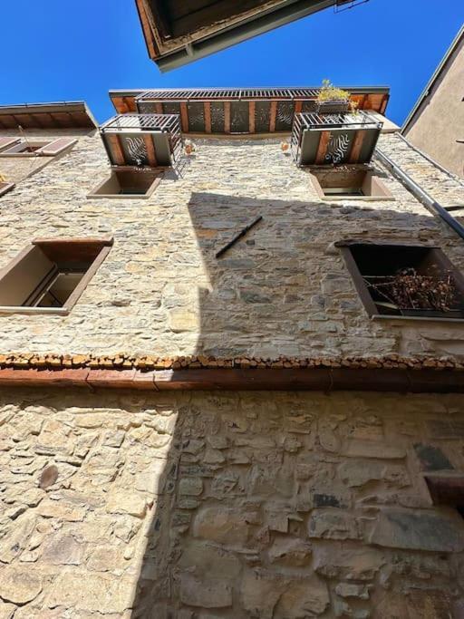 Romantic Stone With Amazing View Of And Oleandra Laglio