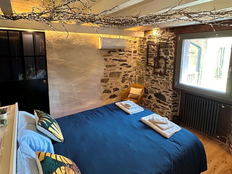 Holiday home Romantic Stone With Amazing View Of And Oleandra *