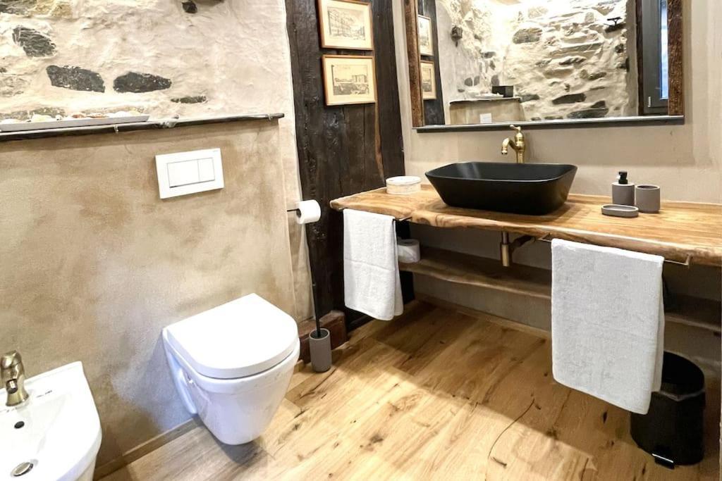 Romantic Stone With Amazing View Of And Oleandra Holiday home *