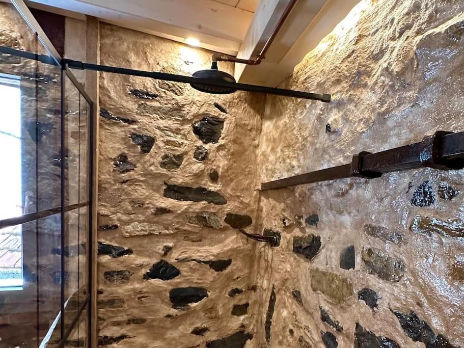 Holiday home Romantic Stone With Amazing View Of And Oleandra Laglio