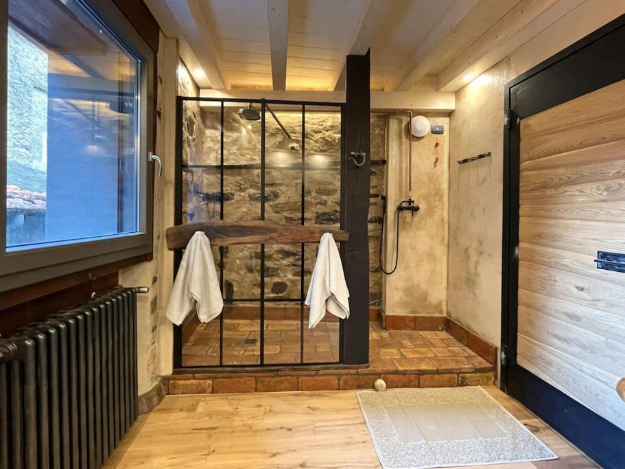 Holiday home Romantic Stone With Amazing View Of And Oleandra