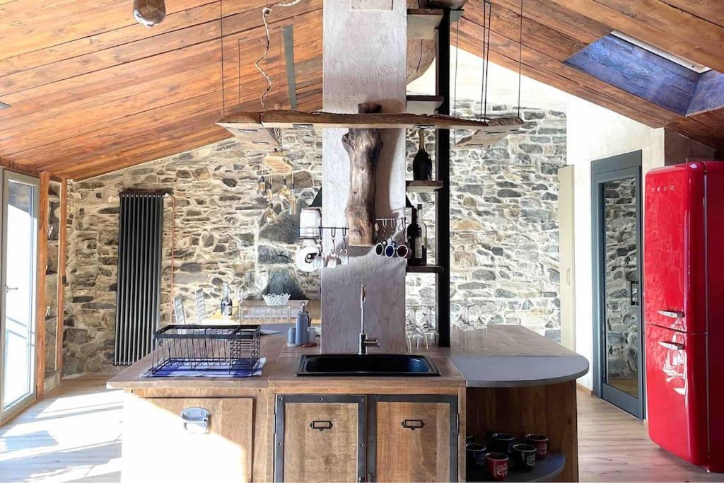Romantic Stone With Amazing View Of And Oleandra Holiday home *