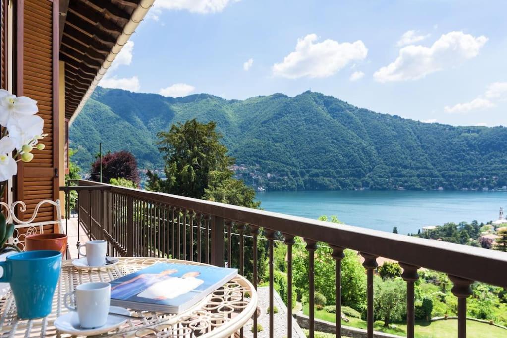Vista Lago - By Myhomeincomo *