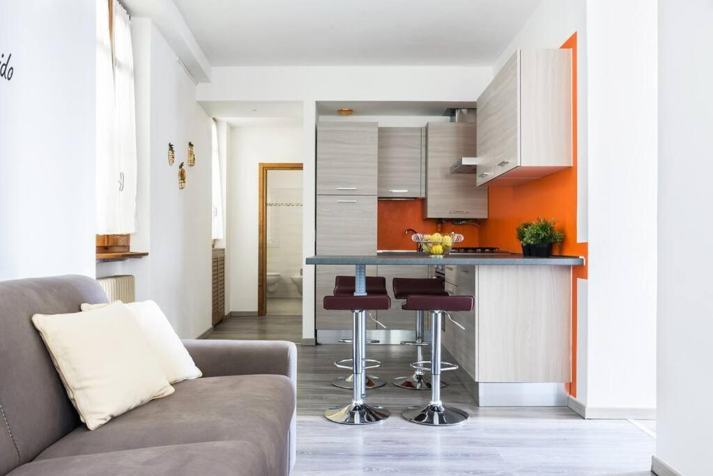 Vista Lago - By Myhomeincomo Apartment