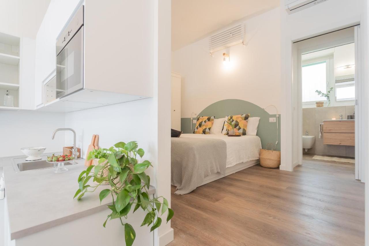 A Step From The Dome By Rent Apartment