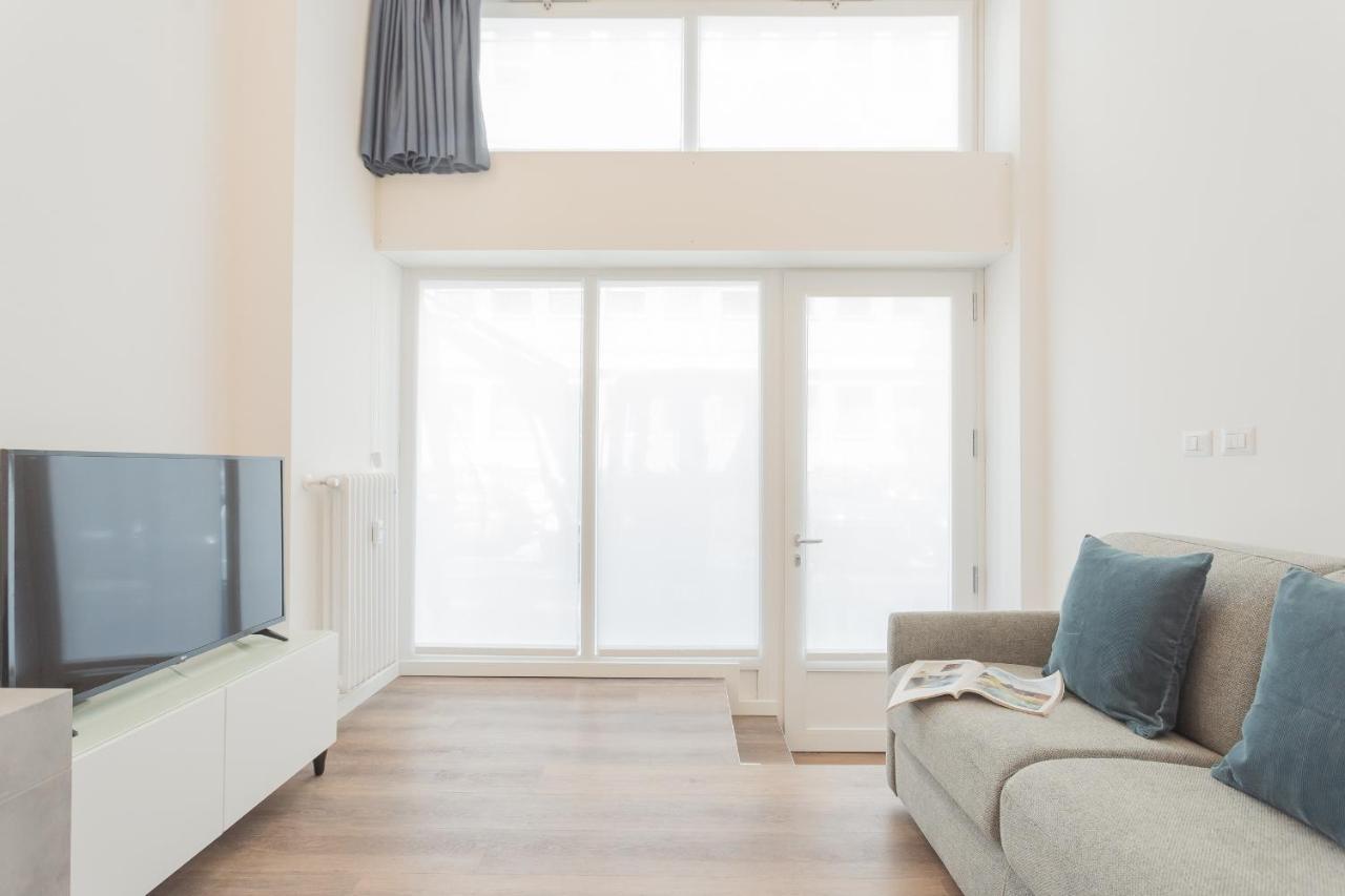 A Step From The Dome By Rent Apartment