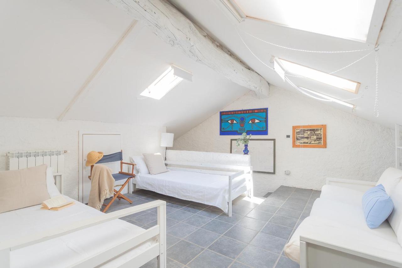 Apartment Deriva On Careno's By Rent *