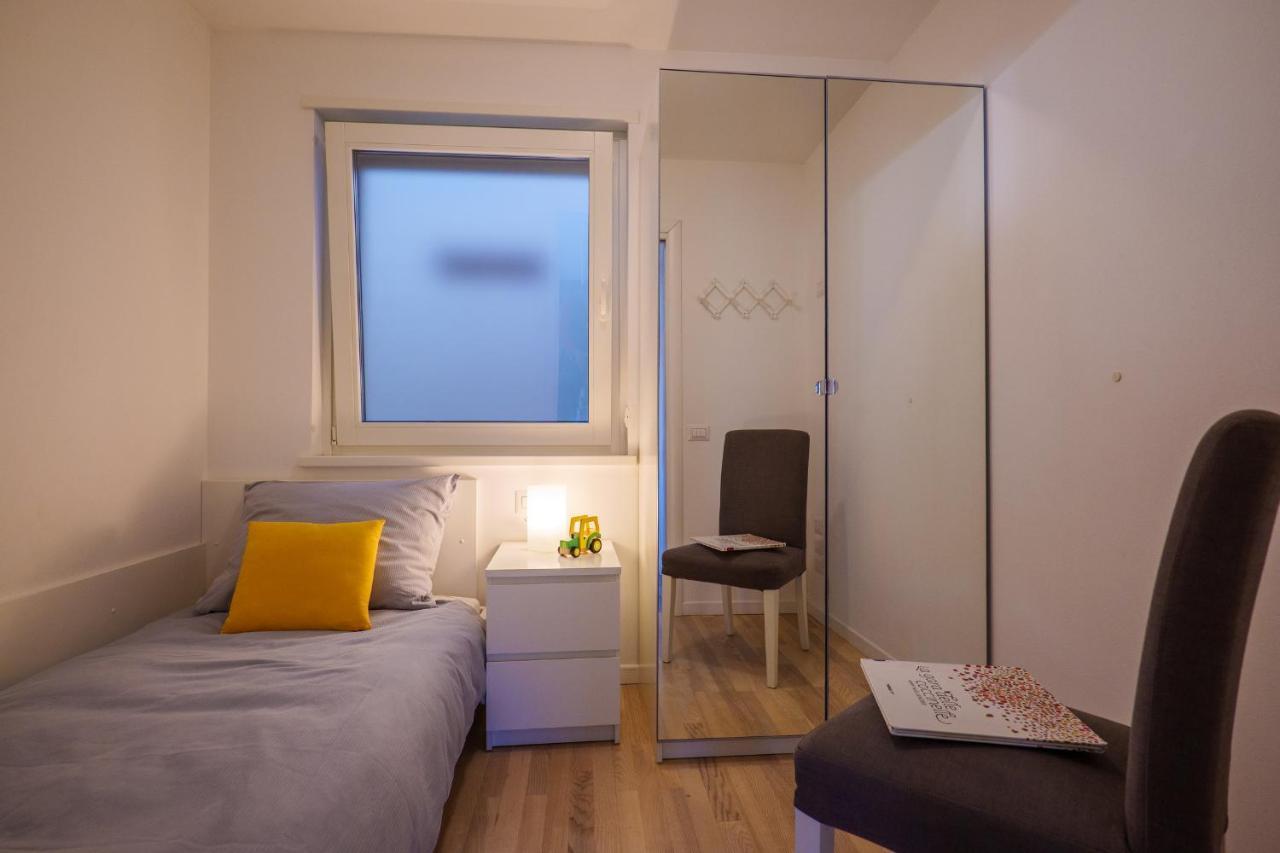 Aparthotel Girasole Casa Gialla Colico