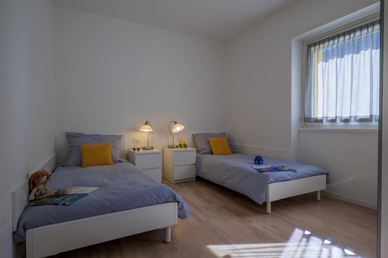Aparthotel Girasole Casa Gialla Colico