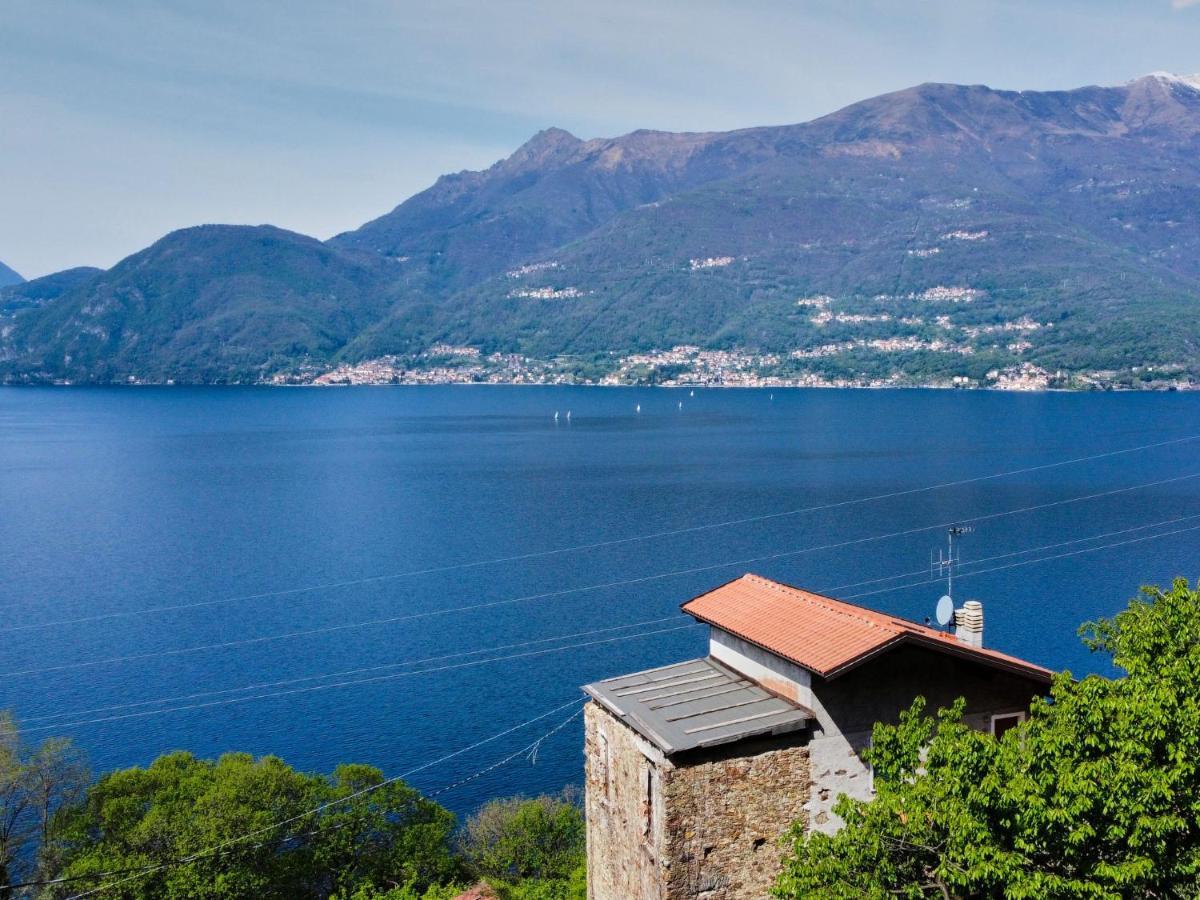 Apartment Oro Del Lario-2 By Interhome