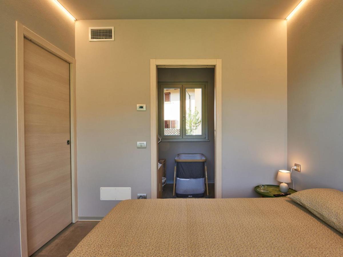 Lusi By Interhome *