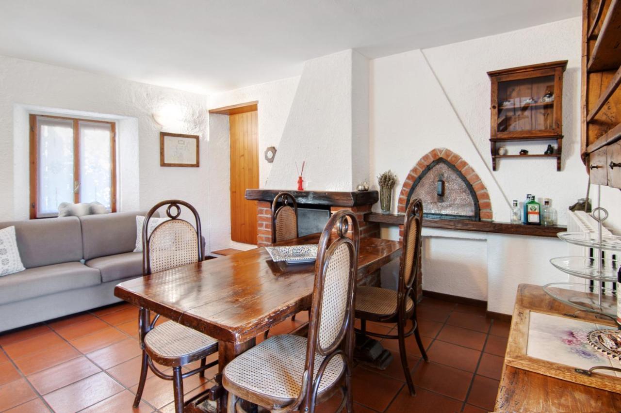 Stone House And Dependance 7 Pers Moltrasio