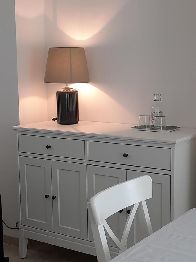 Ape Bianca - Rosmarino Apartment Colico