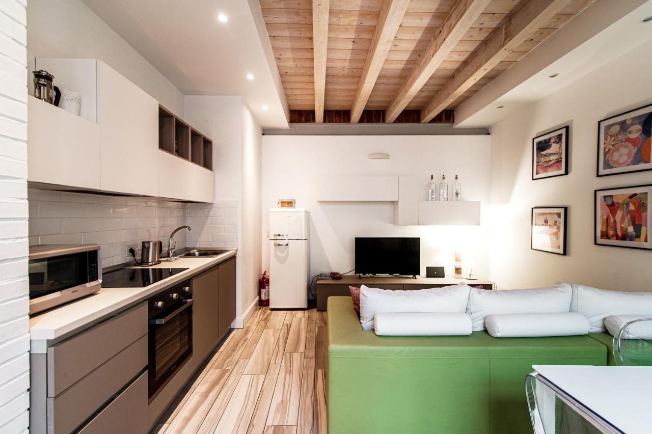 Paradise Terrace - The House Of Travelers Apartment *