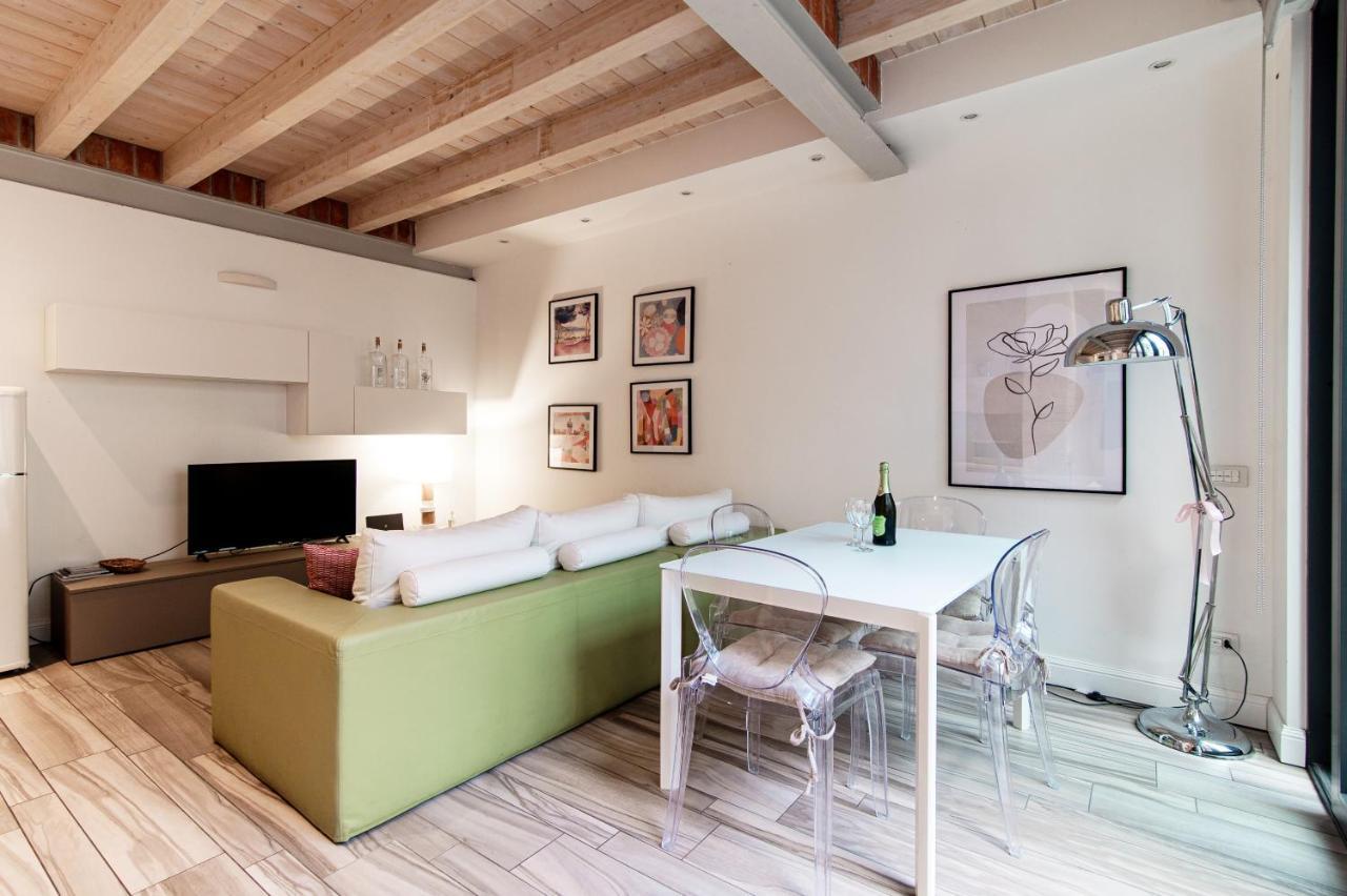 Paradise Terrace - The House Of Travelers Apartment *