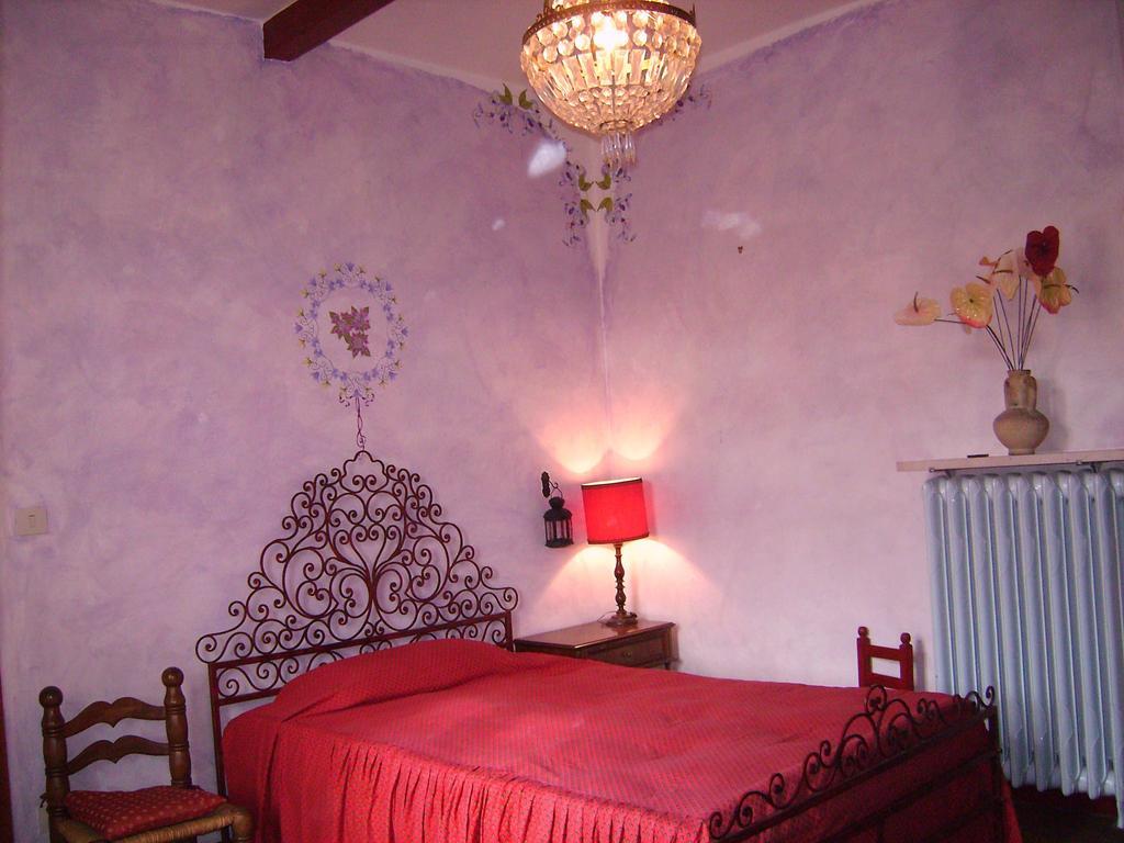Apartment Charming Glicine And Azalea House Art And Colour With Lakeview *