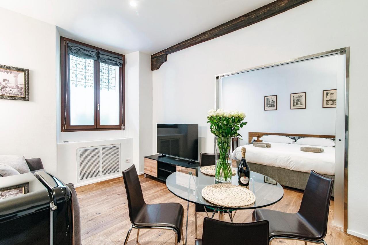 Apartment Lo Storico - The House Of Travelers *