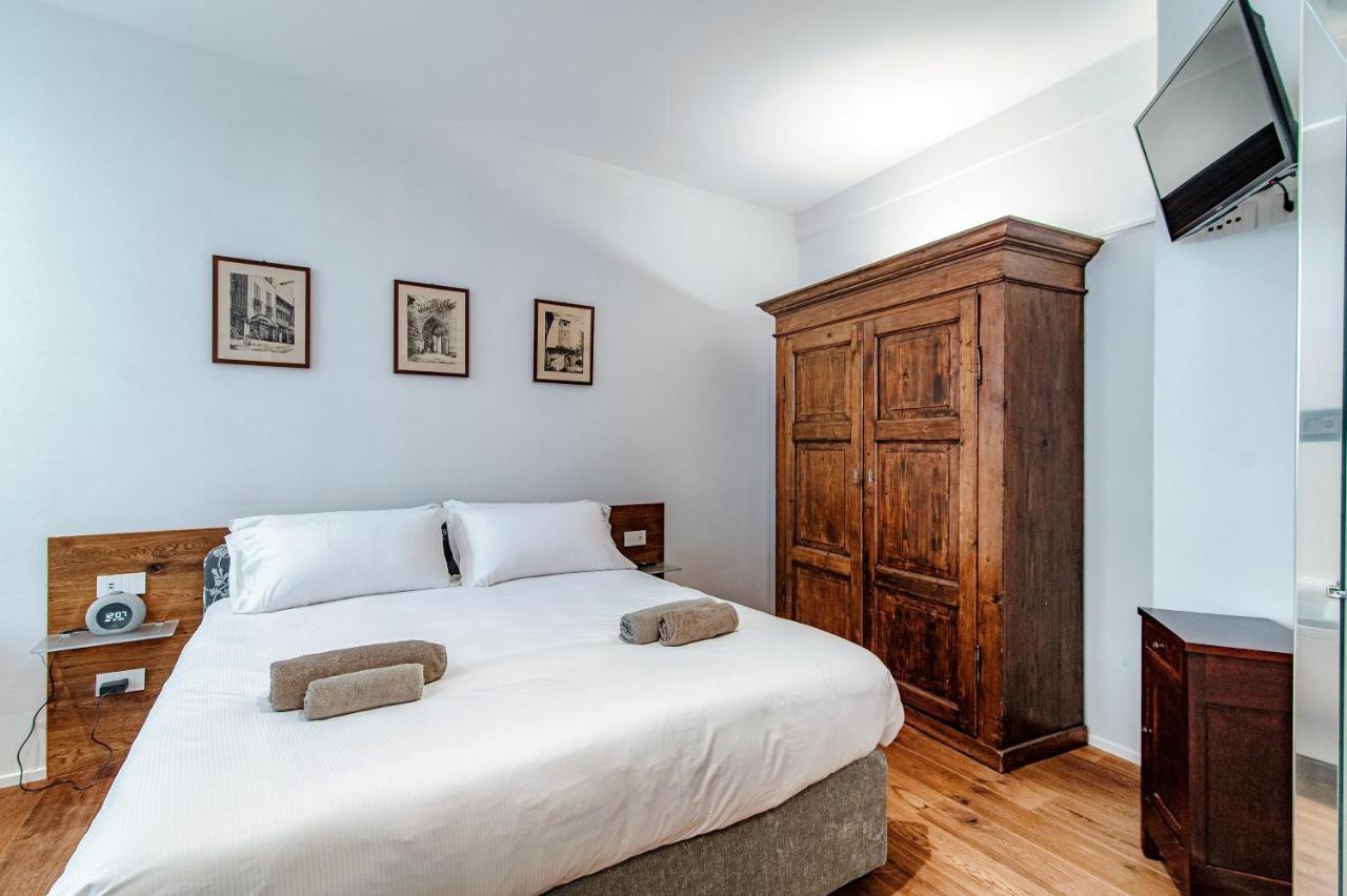 Lo Storico - The House Of Travelers Apartment