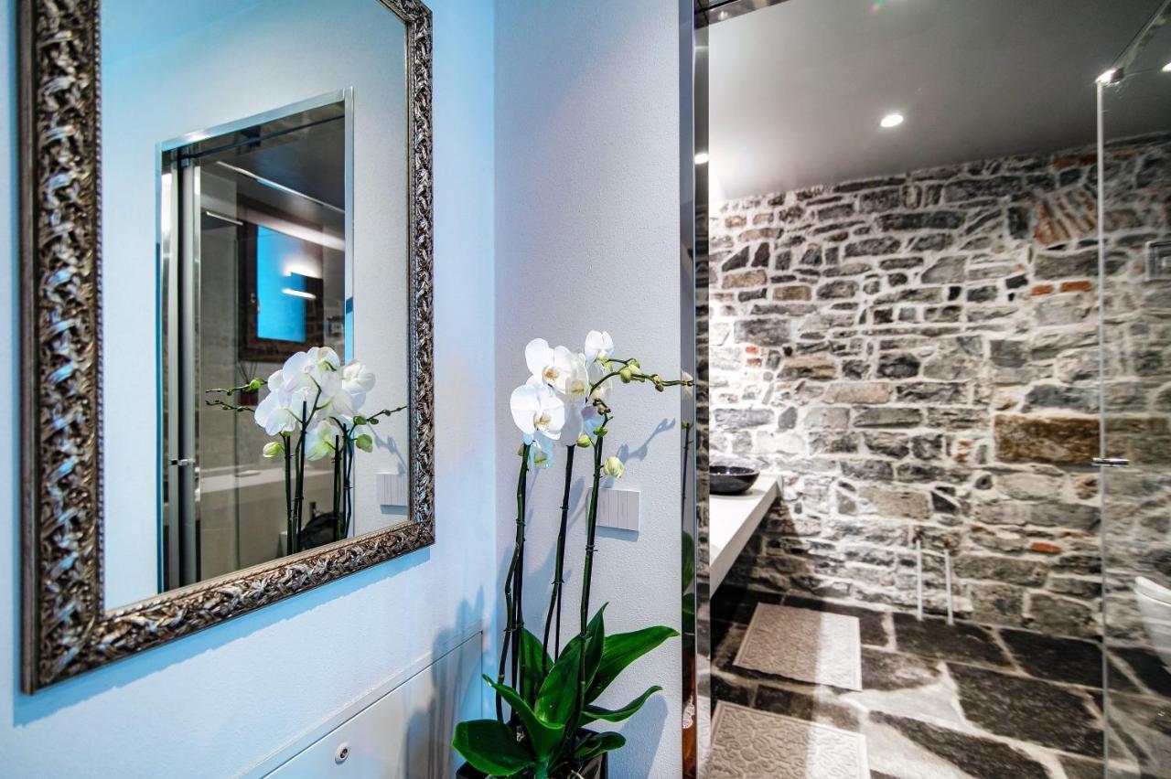 Lo Storico - The House Of Travelers Apartment *