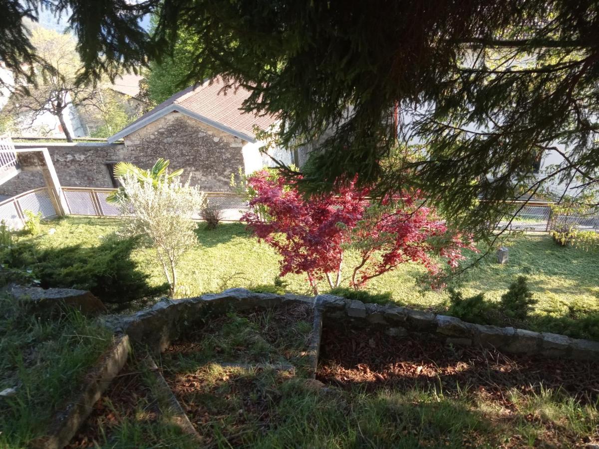 Giulia Guest house Lura