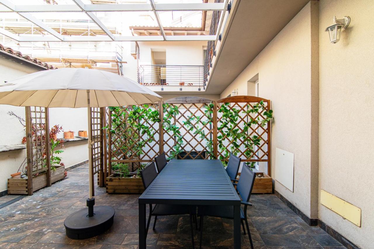 Paradise Terrace - The House Of Travelers Apartment