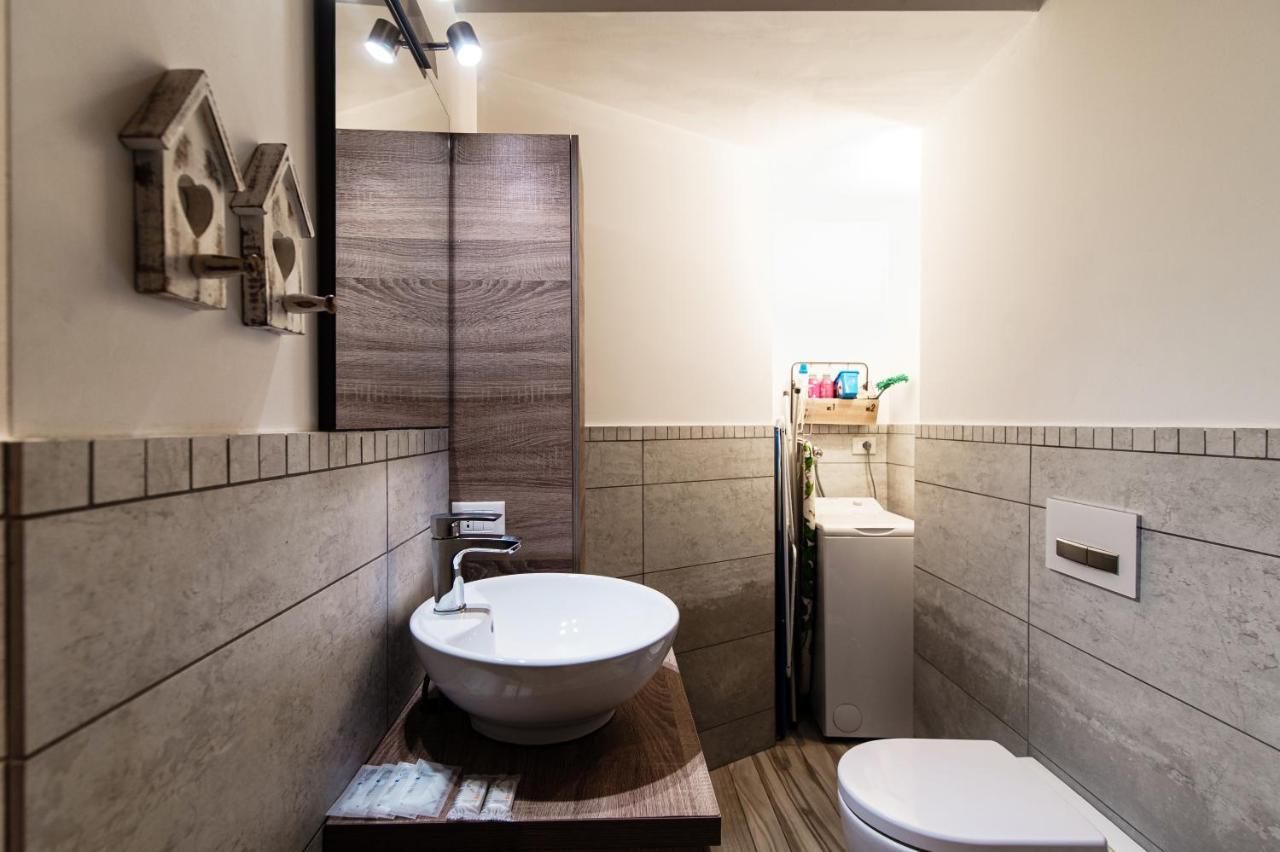 Paradise Terrace - The House Of Travelers Apartment *