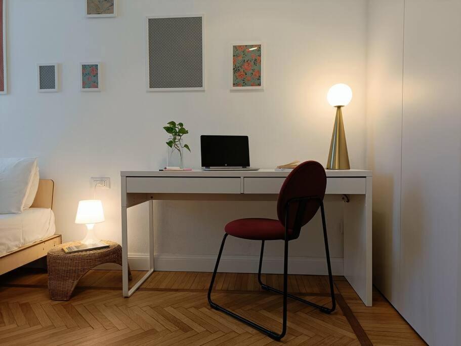 Stylish Flat Near Station And Center Apartment Como