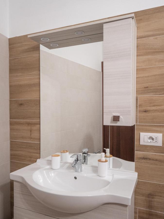 Camelia House Apartment *