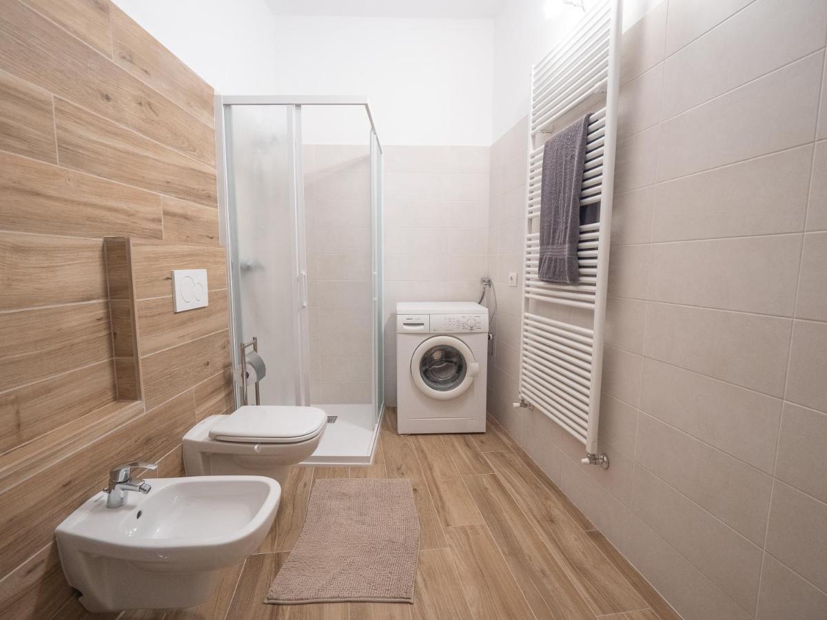 Camelia House * Bellano