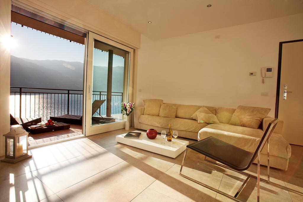 Apartment 5 Luxury Apartments-by Italian
