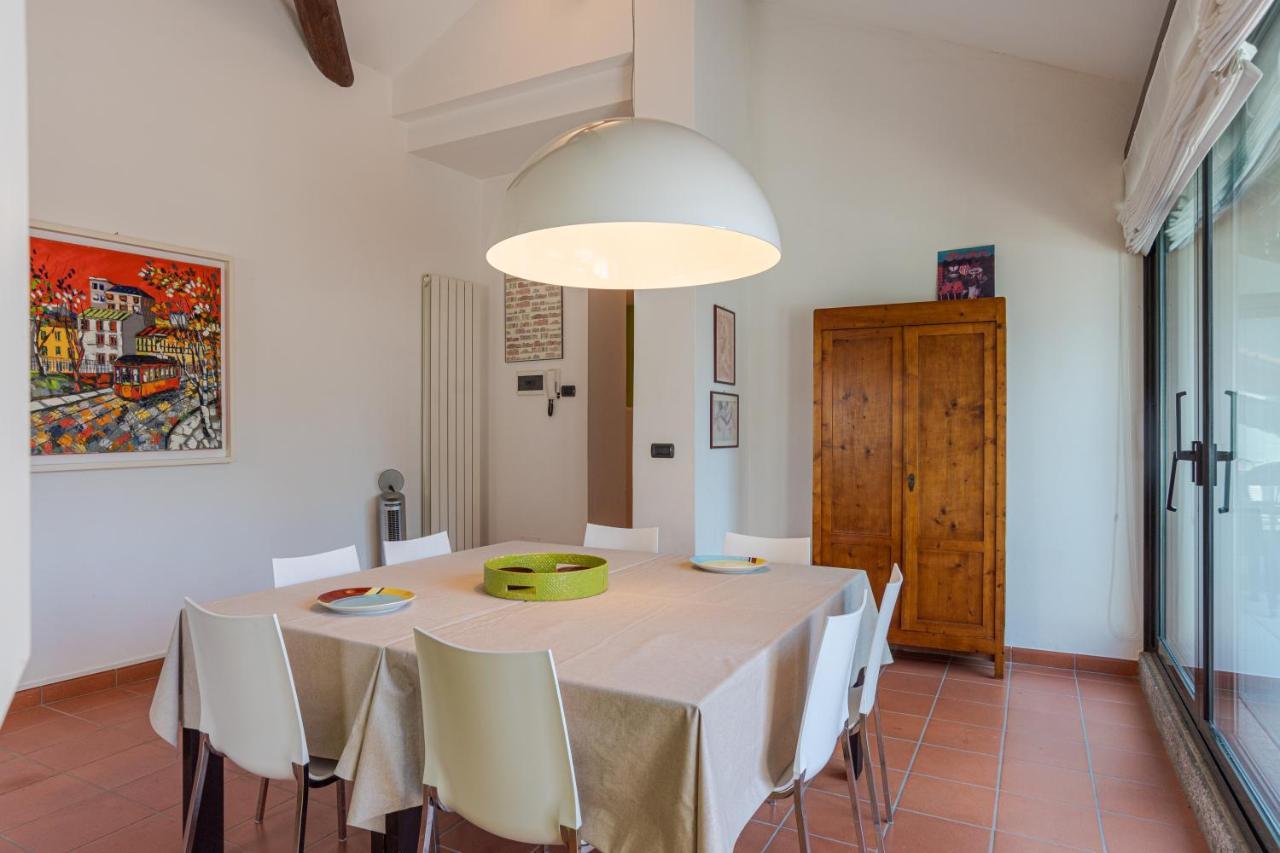 Apt With Terrace And Shared Pool! Lake View!