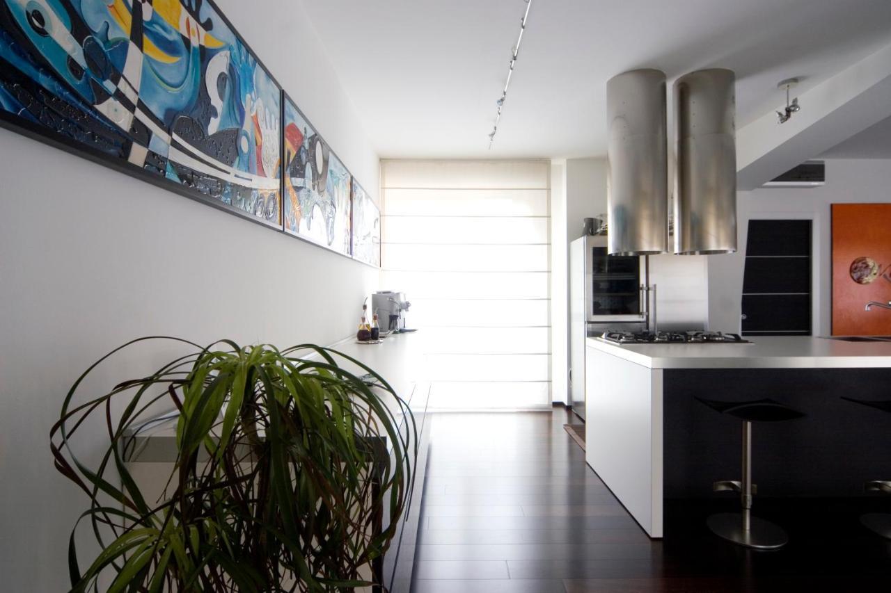 Apartment Marvel House - By My In *