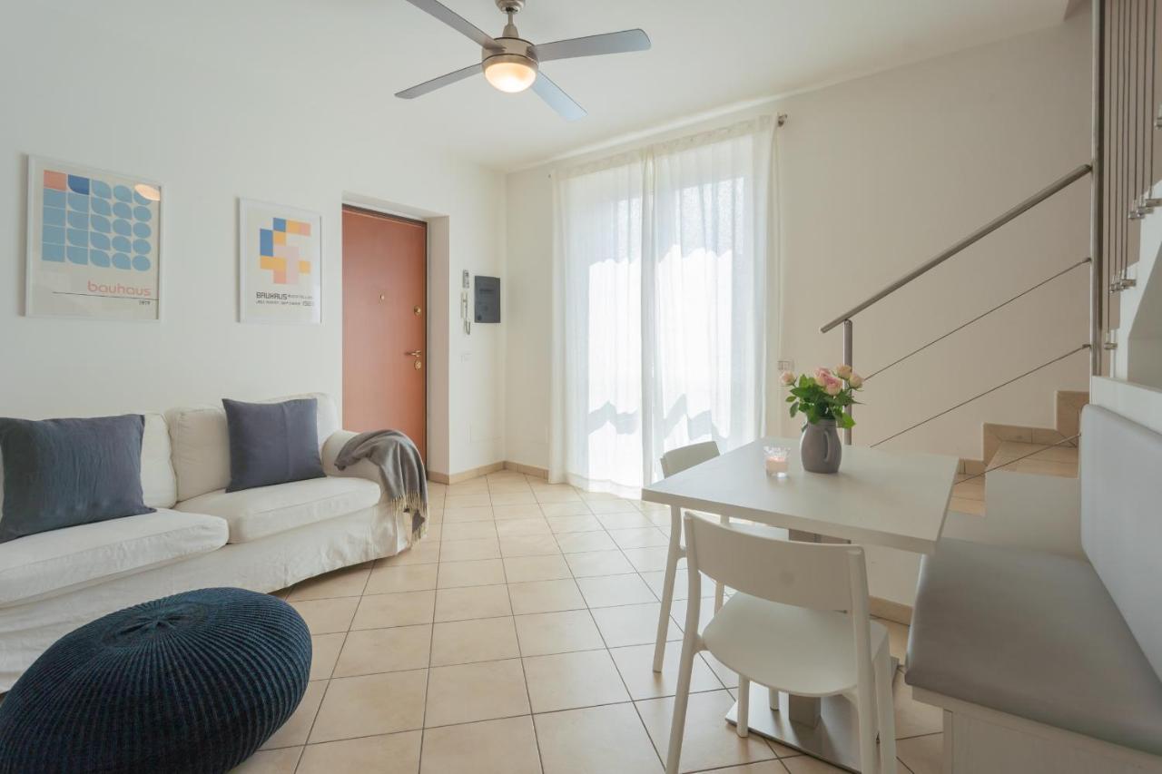 Blue Bliss By Rent Apartment Colonno