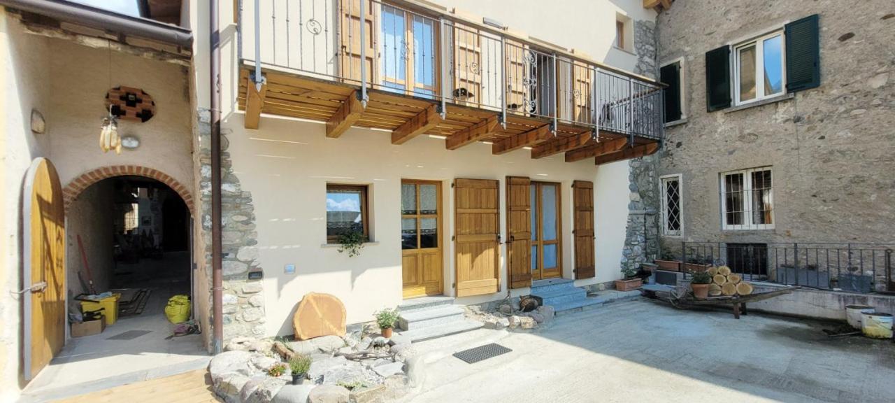 - Rustic Chic Retreat *