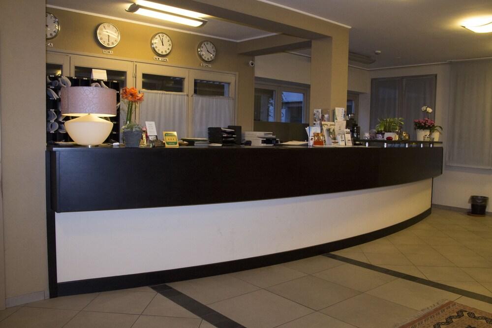 Hotel Parini Hotel 3*