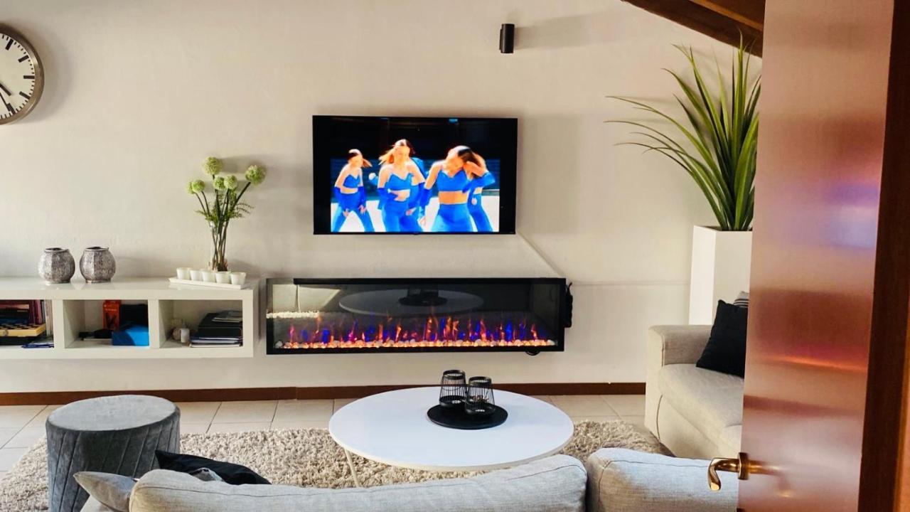 Casacamelia 35, 3 Bdrm With View Lake Como Appartamento