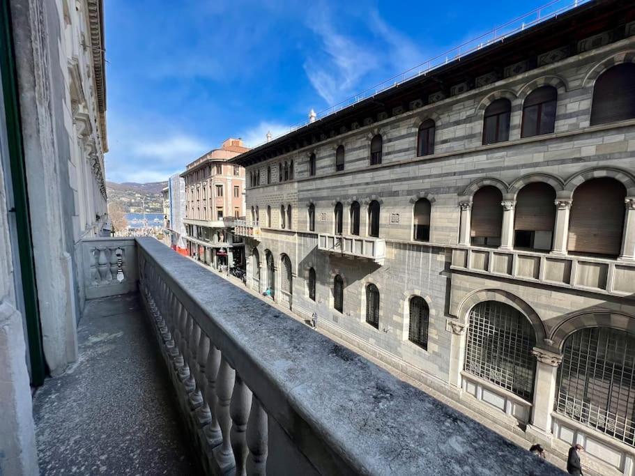 Esclusivo 130mq Fronte Duomo E E Terrazza * Como