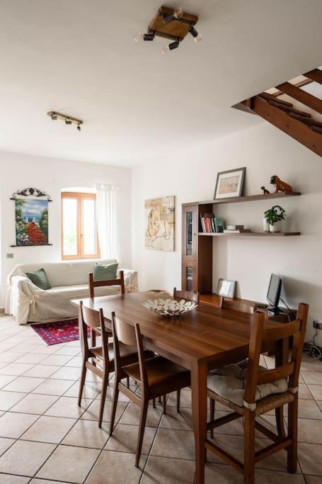 Leoni - Charming Full In Bellagio